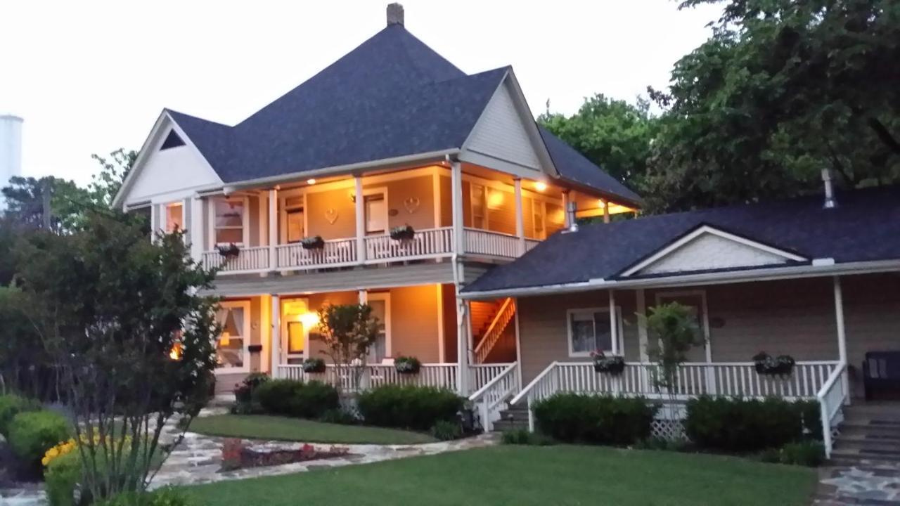 Bed & Breakfast Heartstone 3*